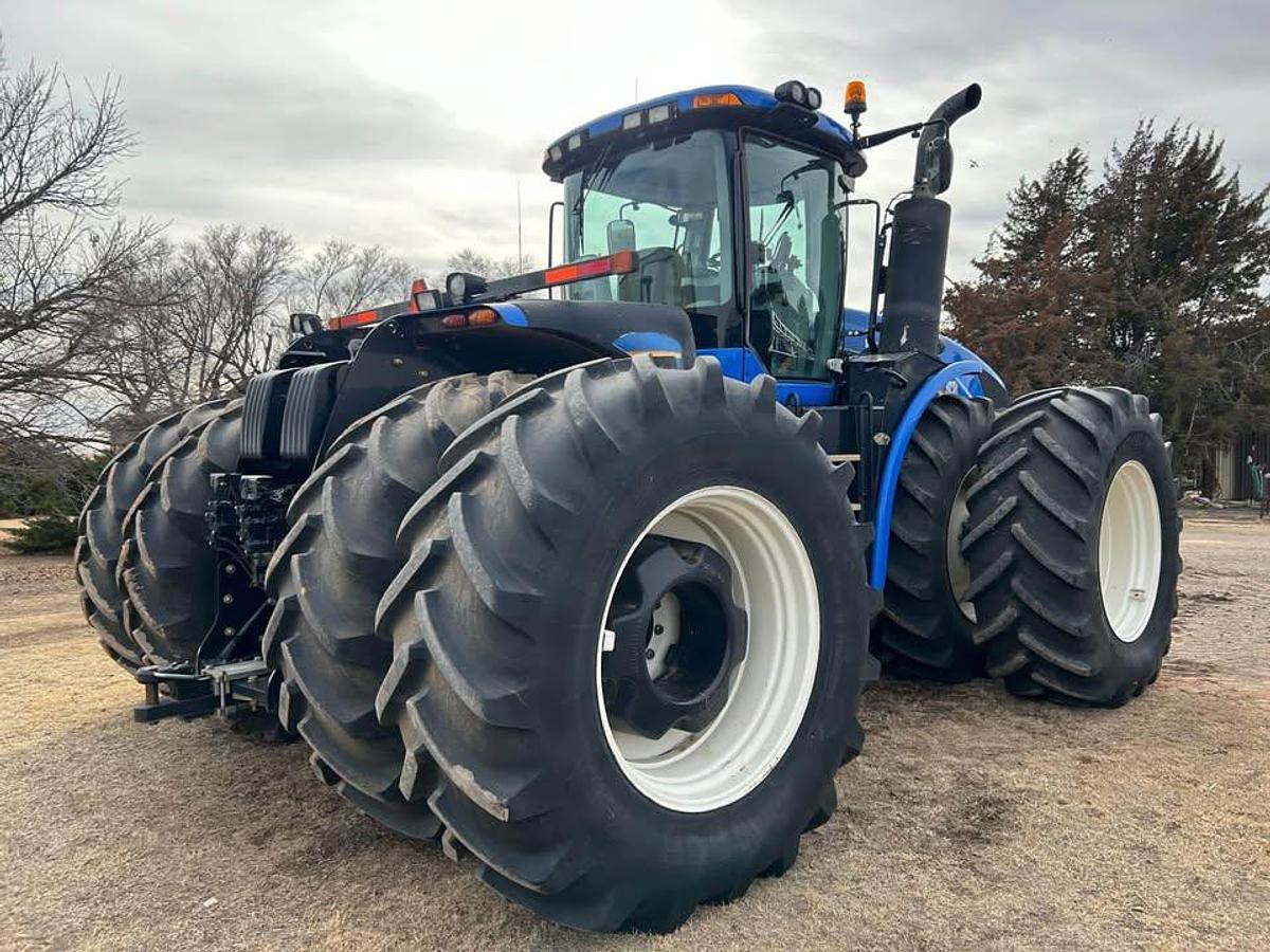 Used 2014 New Holland T9-560