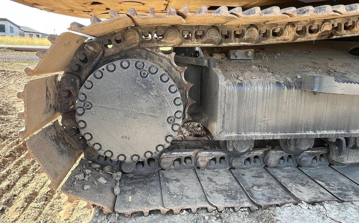 Used 2014 KOMATSU PC360 LC-10 Excavator