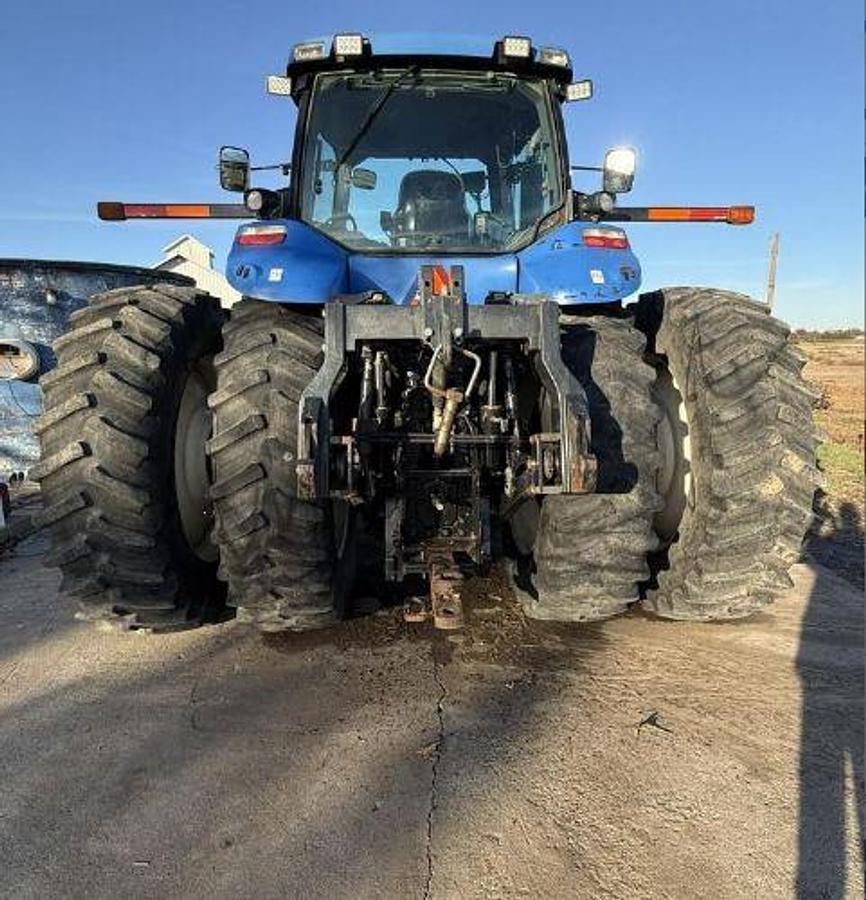 Used 2008 NEW HOLLAND T8050