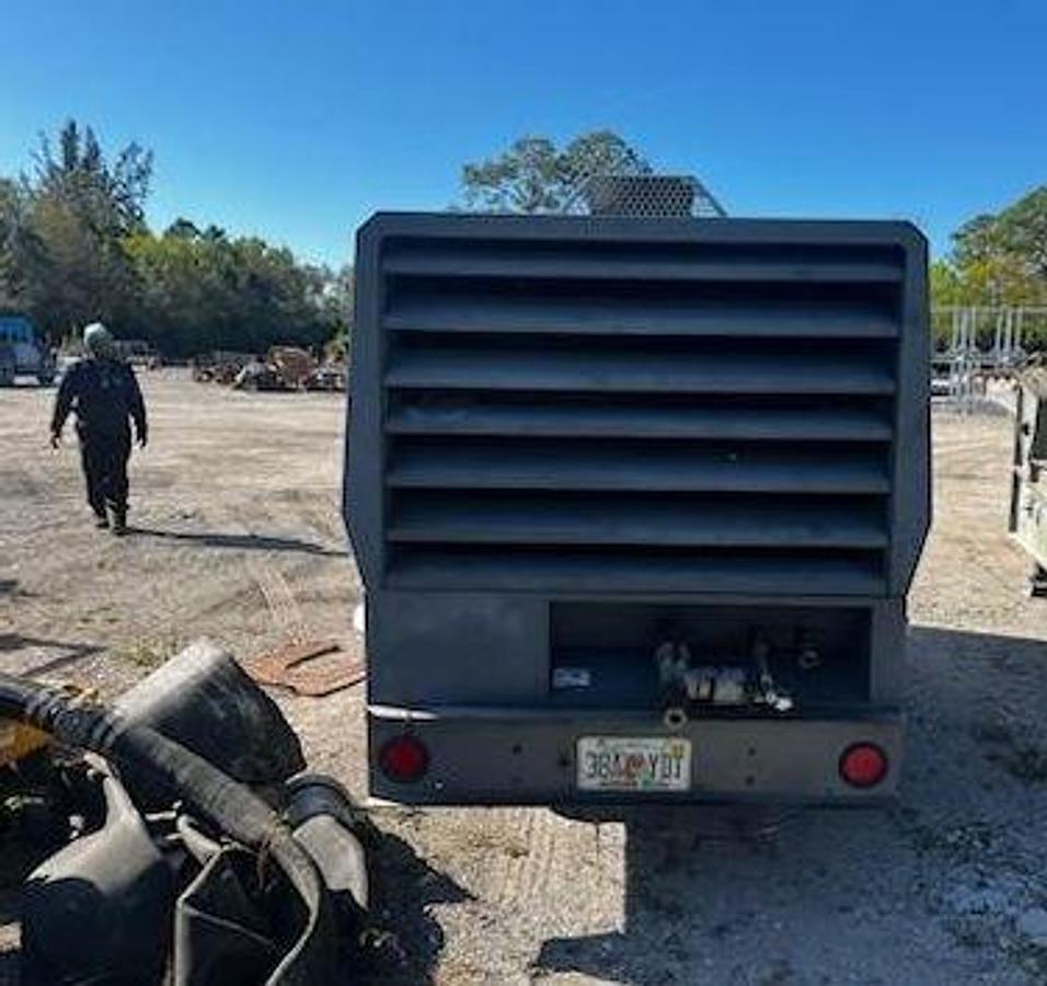 Used 2014 ATLAS COPCO XAVS650CD7 Air Compressor