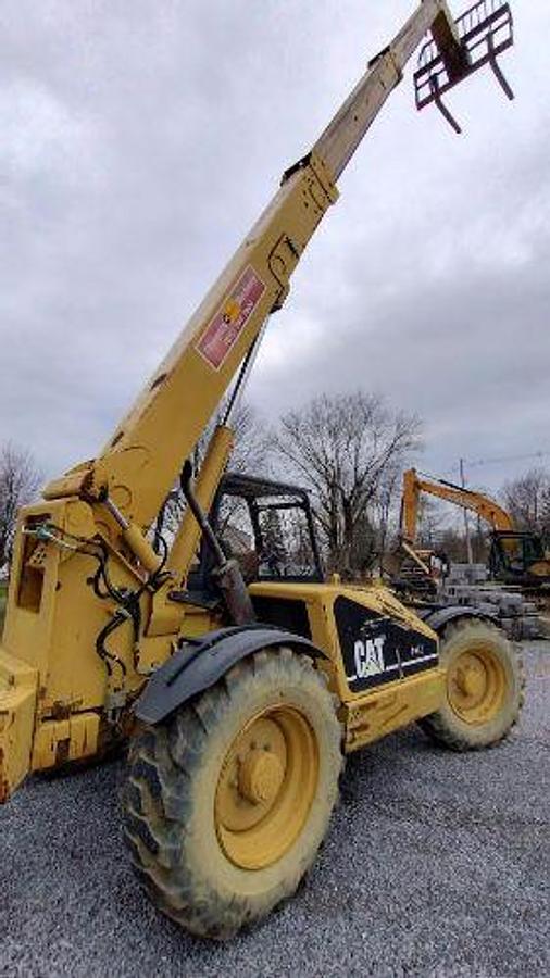 Used 2002 CATERPILLAR TH63