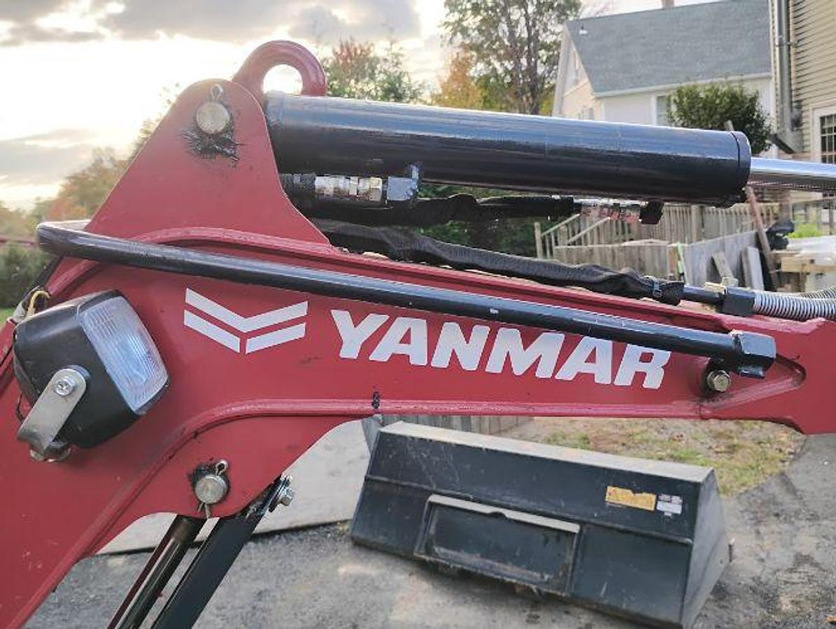 Used 2022 Yanmar SV-08-1D
