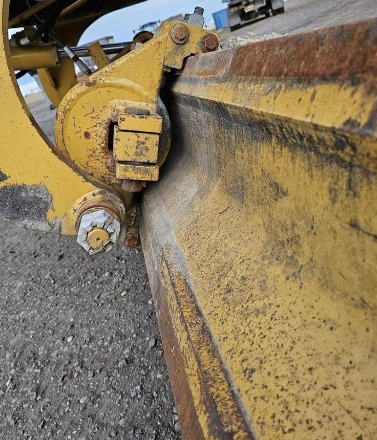 Used 2008 CATERPILLAR 140M Motor Grader