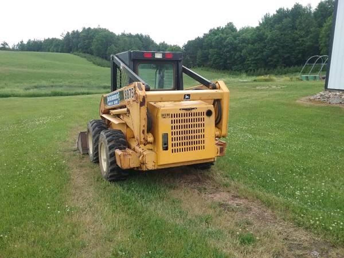 Used John Deere 8875 Skid Steer