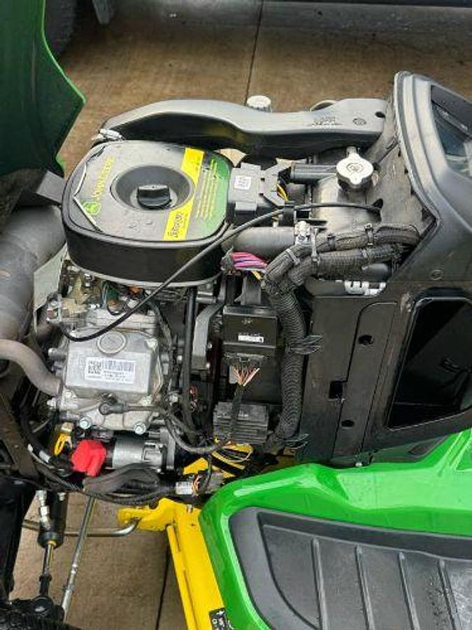 Used 2023 JOHN DEERE X730