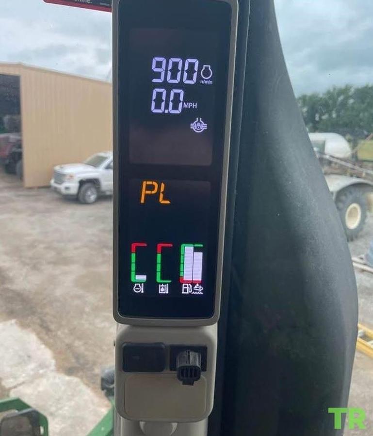 Used 2019 John Deere R4038 Self-Propelled Sprayer
