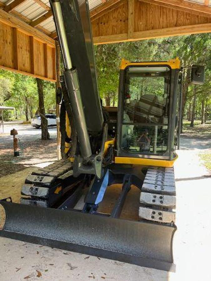 Used 2021 JOHN DEERE 85G