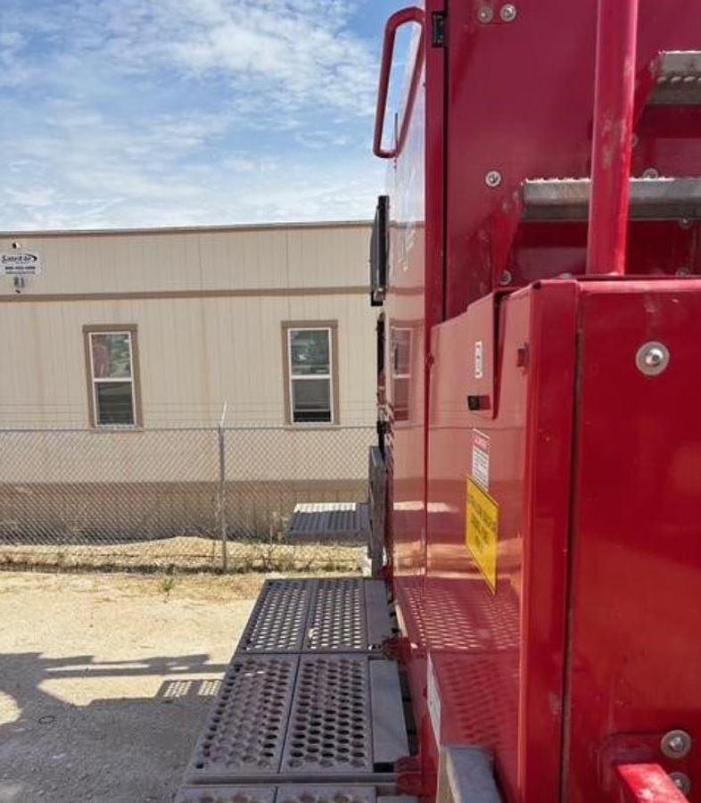 Used 2024 Manitowoc MLC100-1