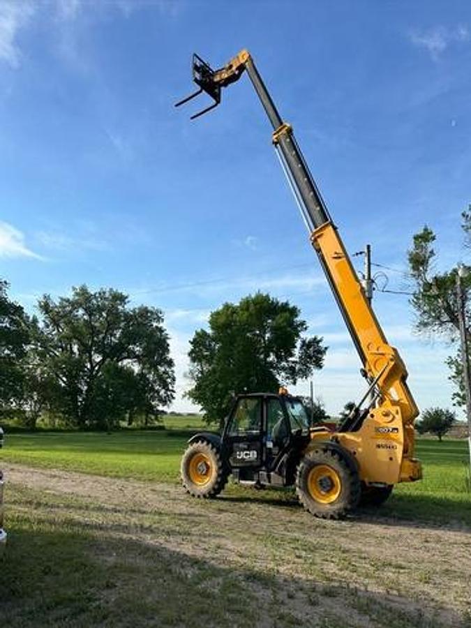 Used 2014 JCB LOADALL 507