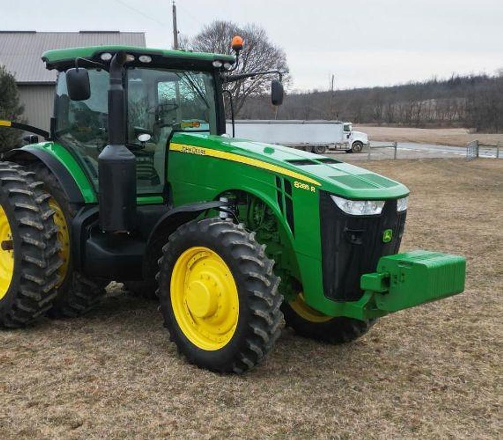Used 2012 JOHN DEERE 8285R