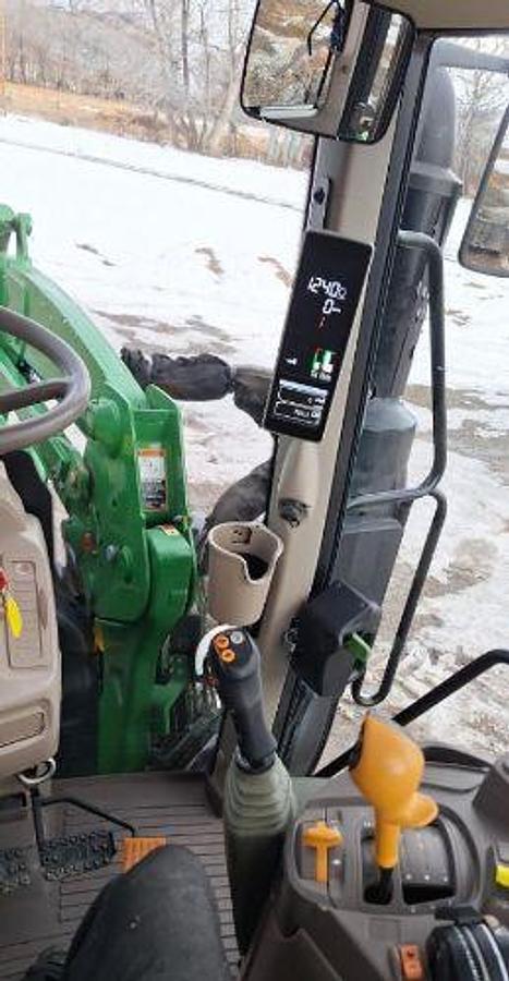 Used 2020 JOHN DEERE 6120M