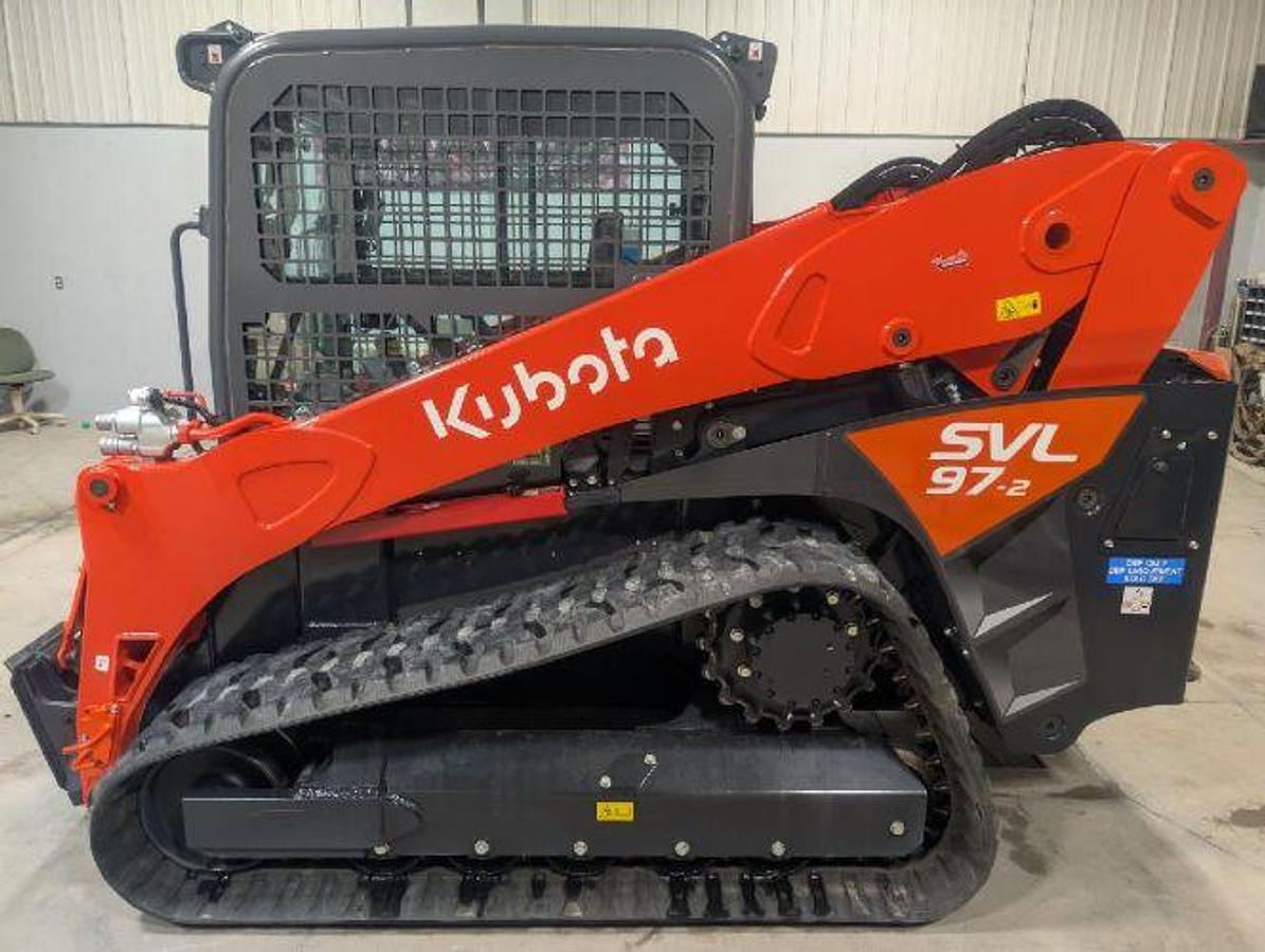 Used 2022 Kubota SLV92-2