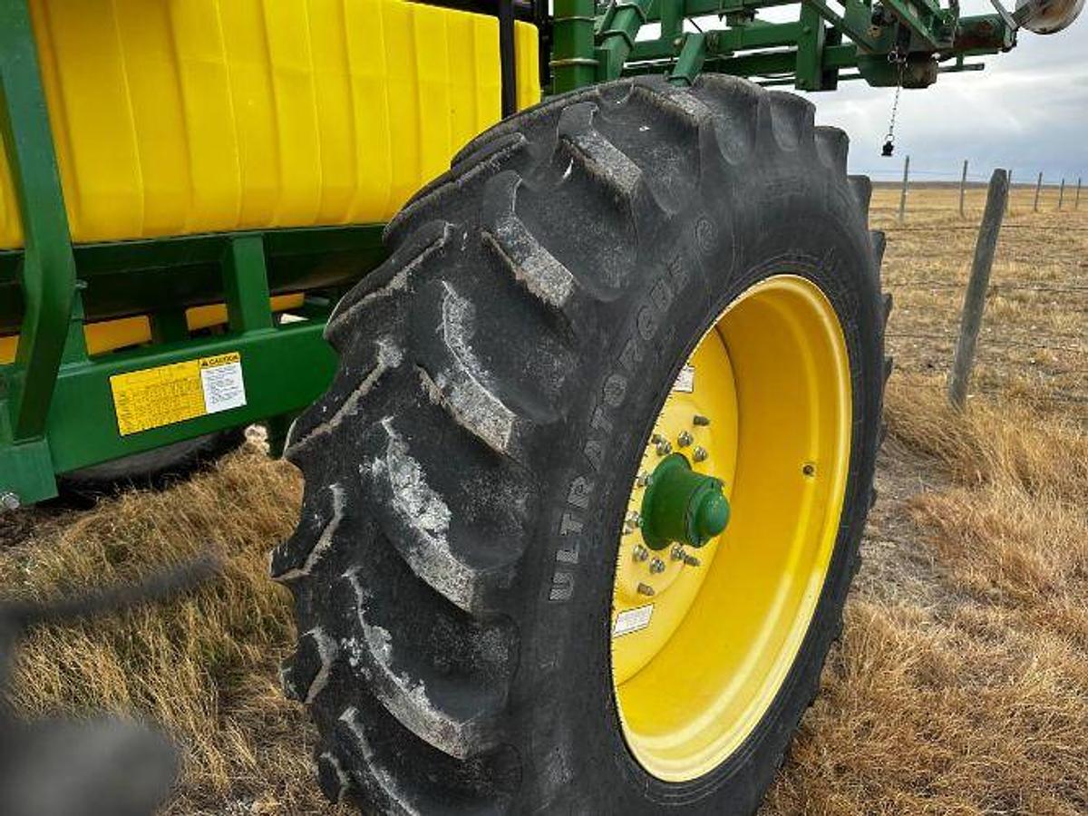 Used Summers MFG 90 ft Sprayer