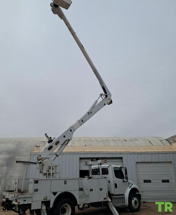 Used 2019 Altec AA55 Mounted on 2019 Freightliner Business Class M2 106 Crane