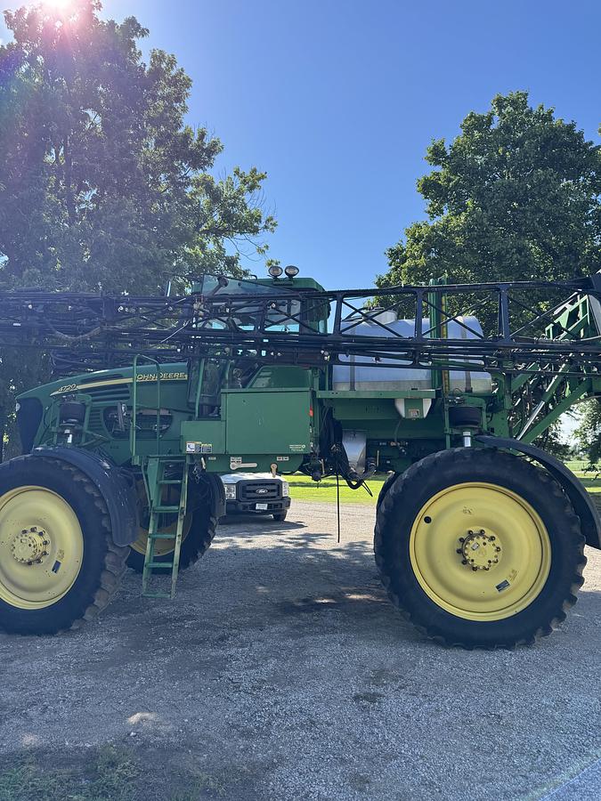 Used John Deere 4720 Self-Propelled Sprayer