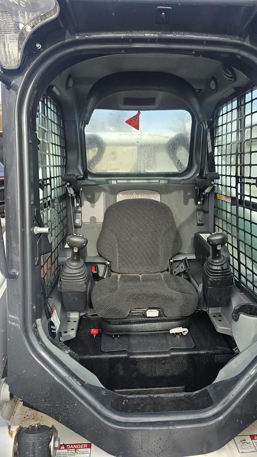 Used 2023 Bobcat S740