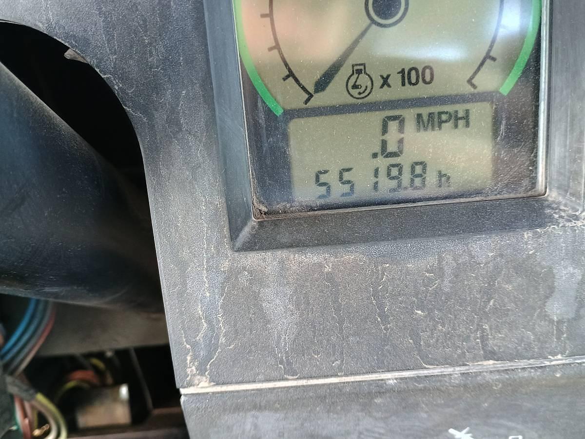 Used 1992 John Deere 8870