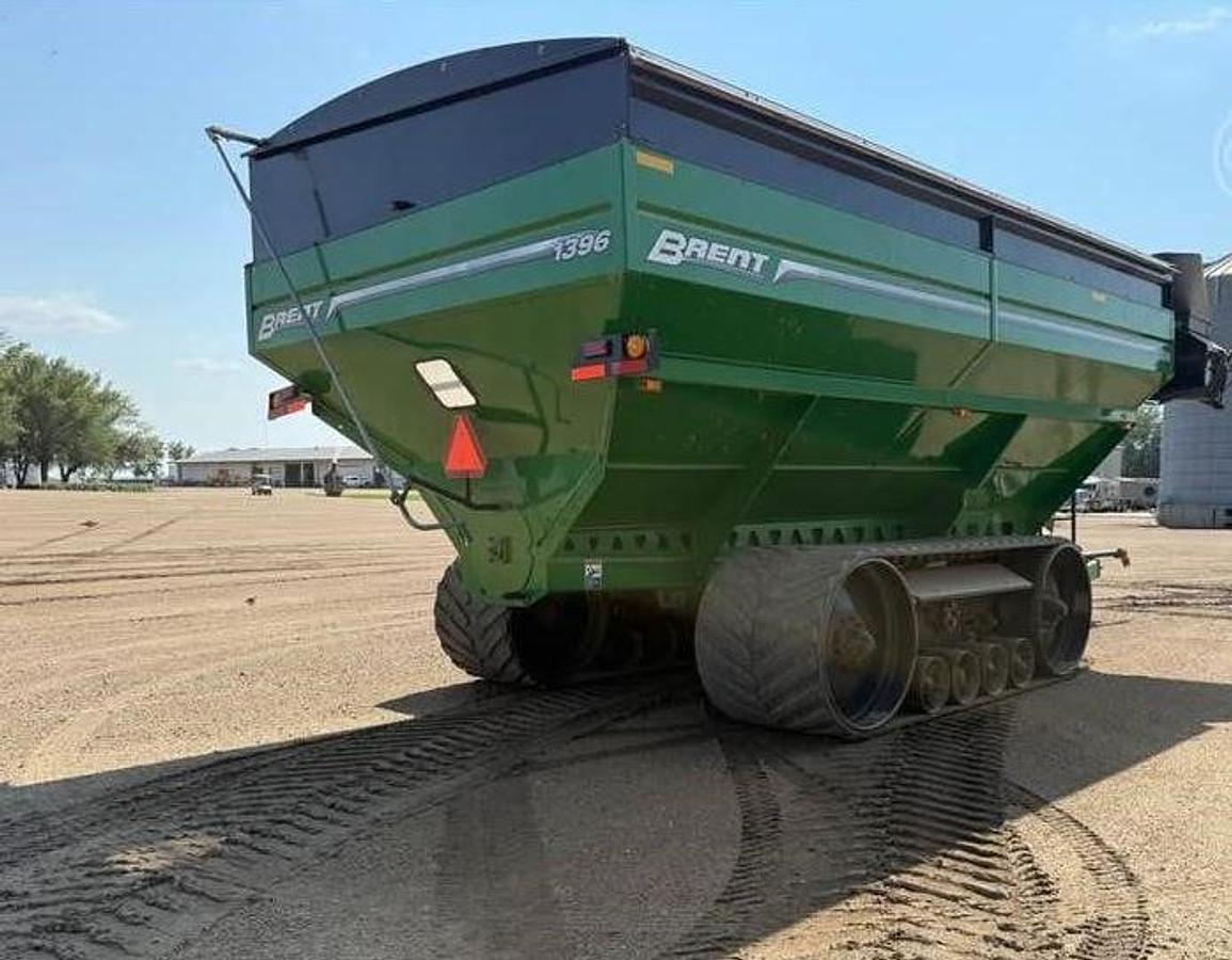 Used 2014 BRENT 1396 Grain Cart