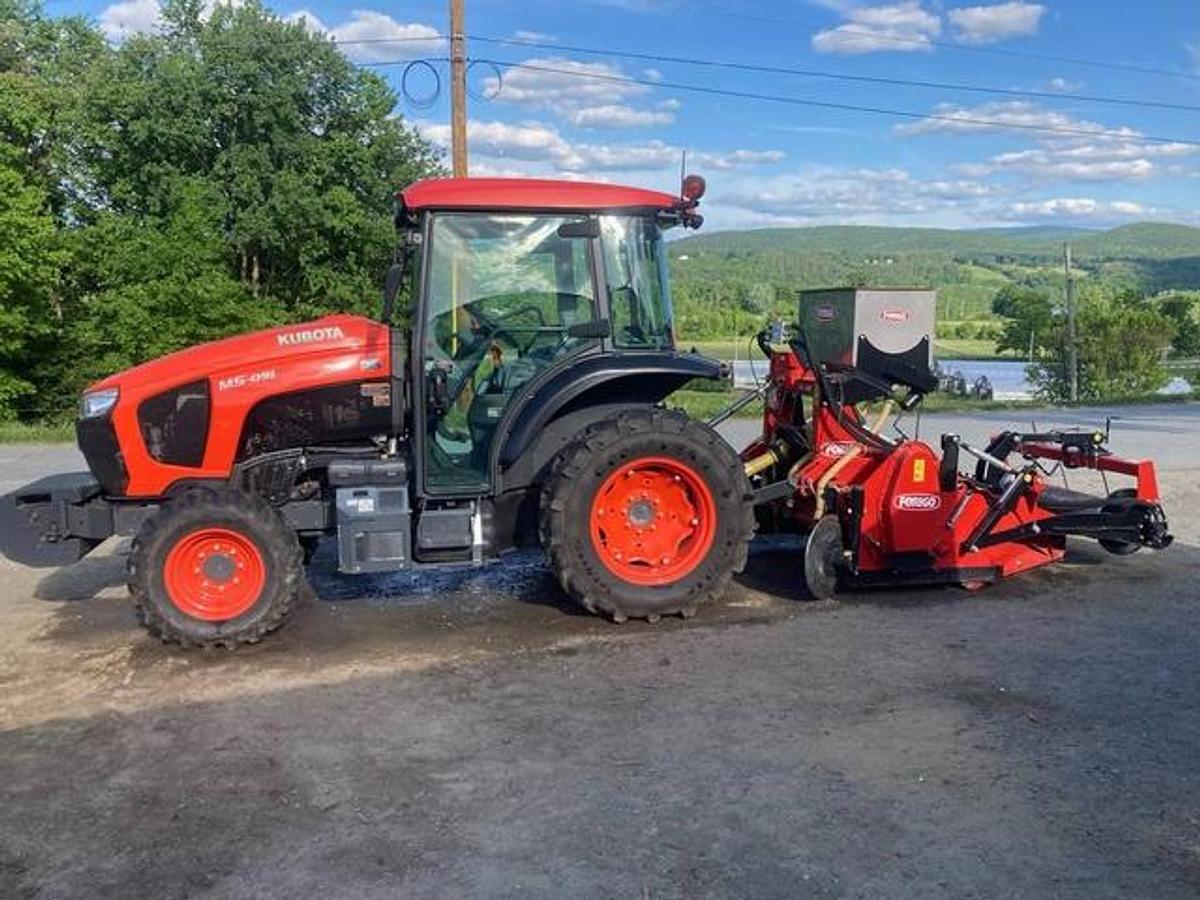 Used 2019 Kubota M5-091N