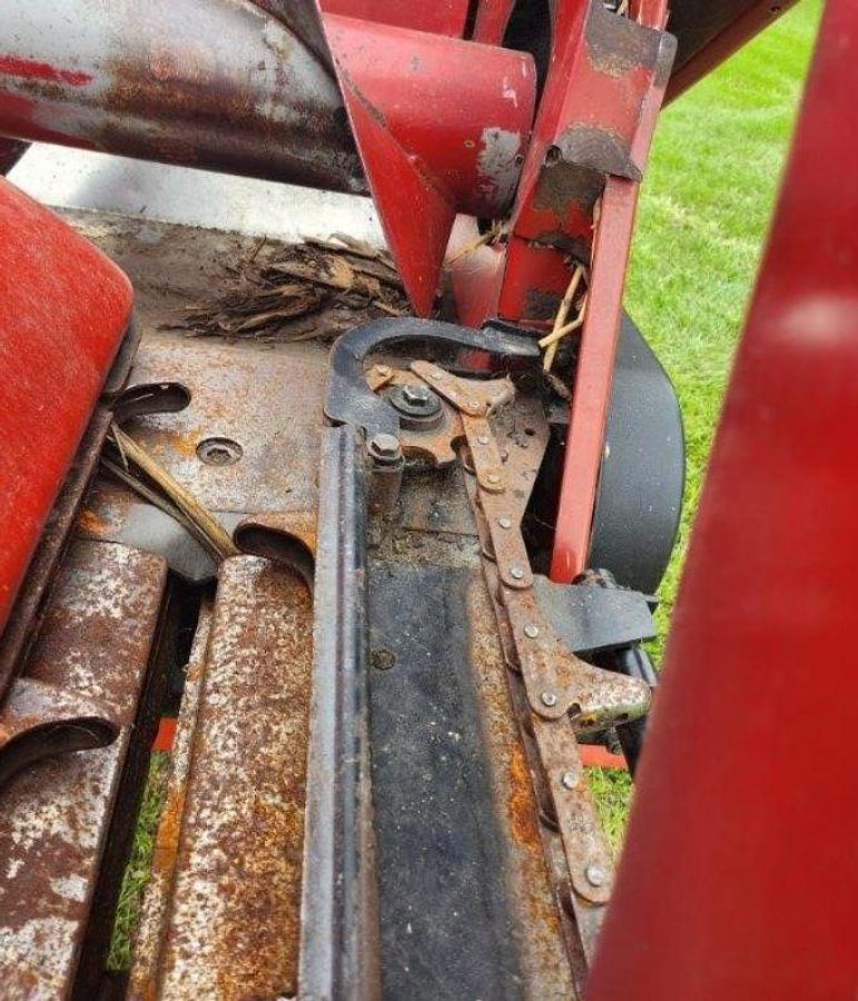 Used 2006 Case IH 2412 Row Crop Header