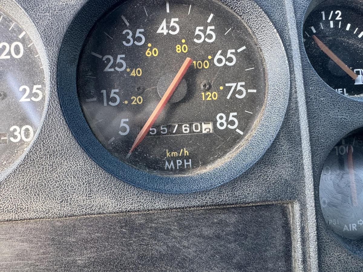 Used 1999 Freightliner Water Truck