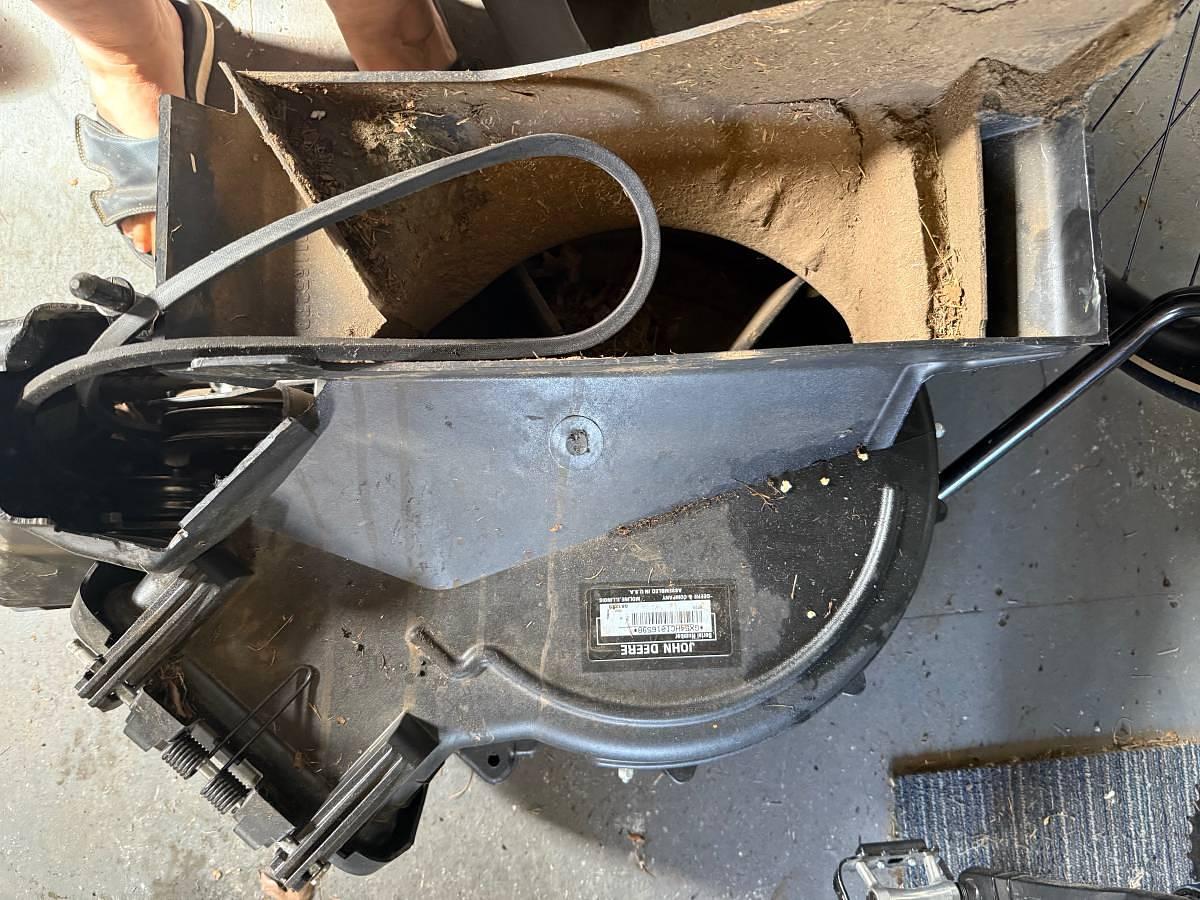 Used 2019 John Deere 738 Lawn Tractor