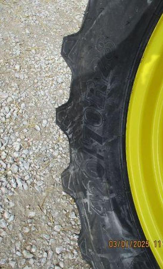 Used 2017 JOHN DEERE 6110M