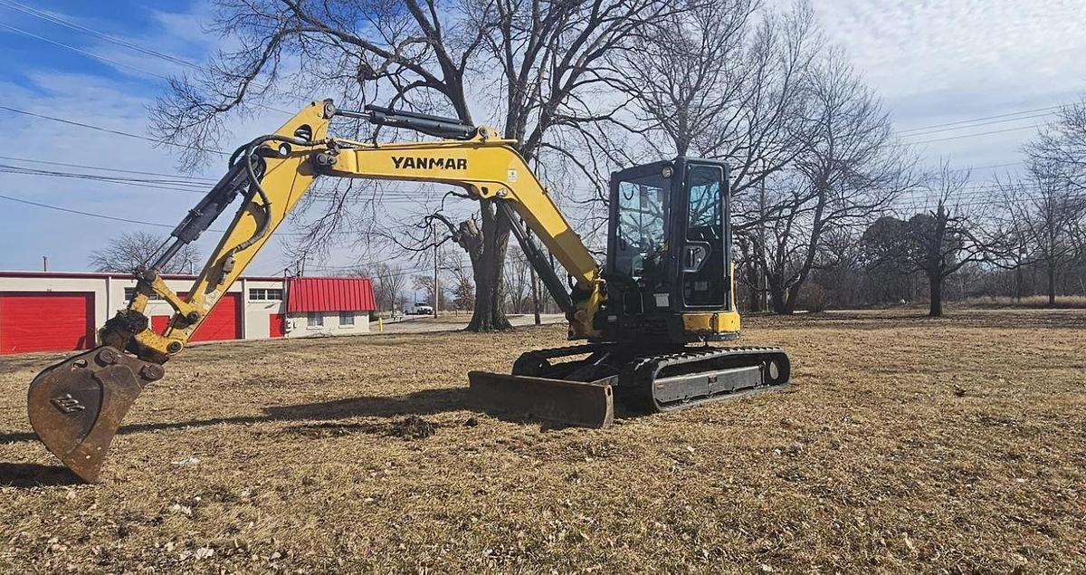 Used 2016 Yanmar V1055 6A Excavator