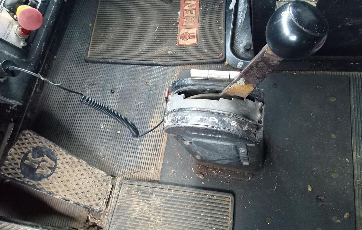 Used 1984 KENWORTH W900 Grapple Truck