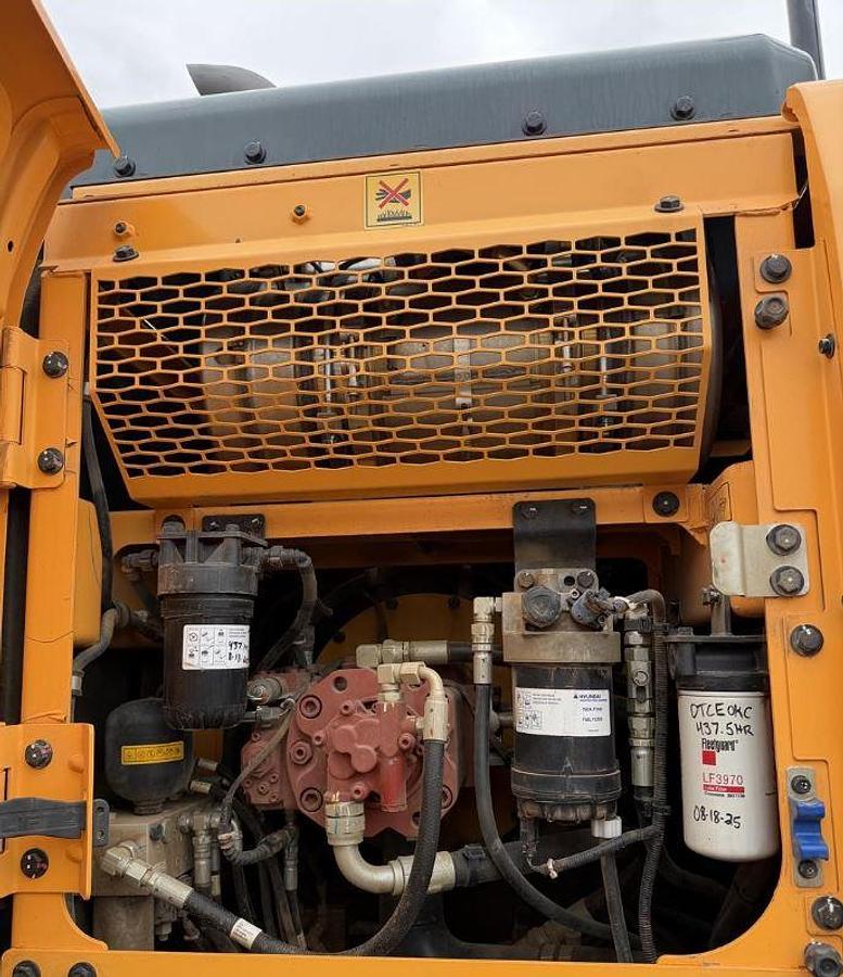 Used 2023 Hyundai HX160AL