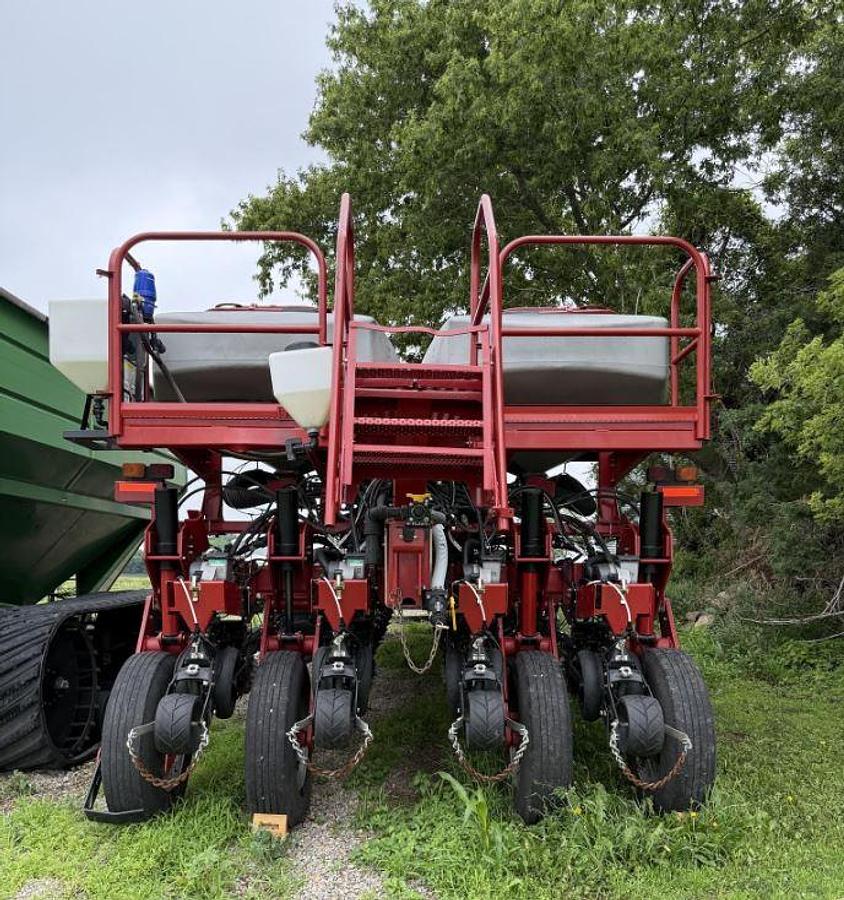 Used 2010 CASE IH 1250