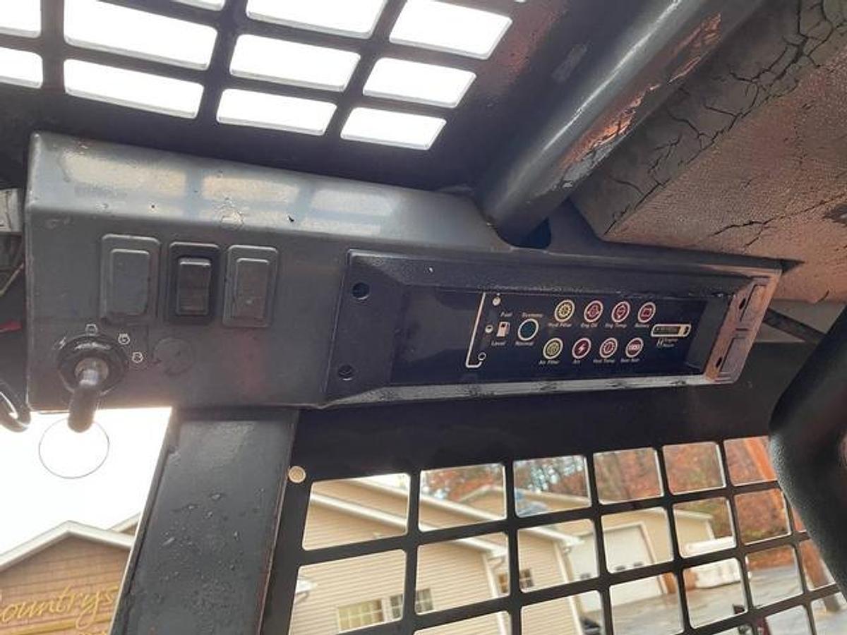 Used 2001 Case 1845C Skid Steer