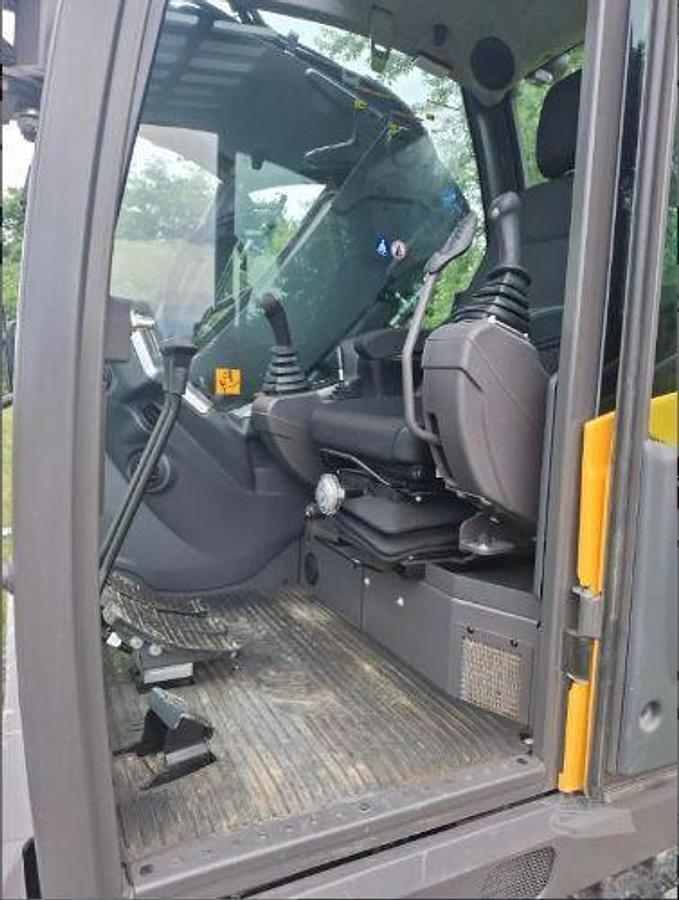 Used 2023 Mecalac 6MCR