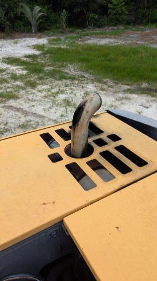 Used 2005 Volvo EW180B