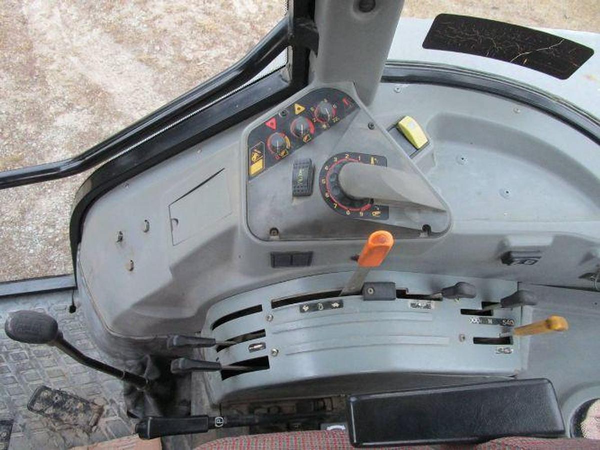 Used 1999 WHITE 6410