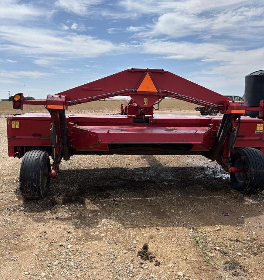 Used 2015 MASSEY FERGUSON 1386 Mower Conditioner