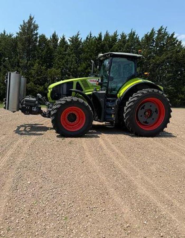Used 2025 CLAAS AXION 960