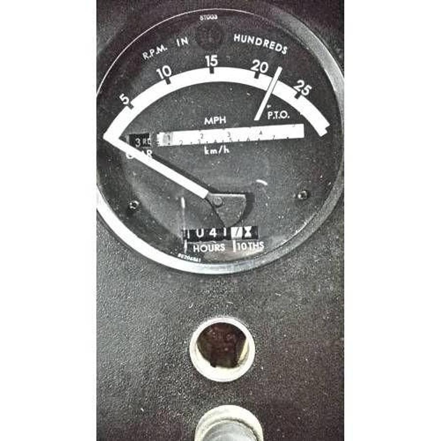 Used 1981 JOHN DEERE 4440