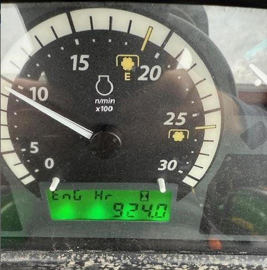 Used 2015 JOHN DEERE 4066R