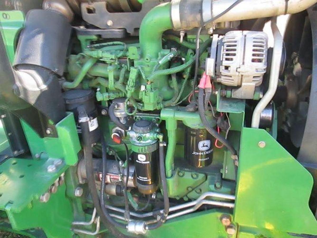 Used 2013 JOHN DEERE 5100M