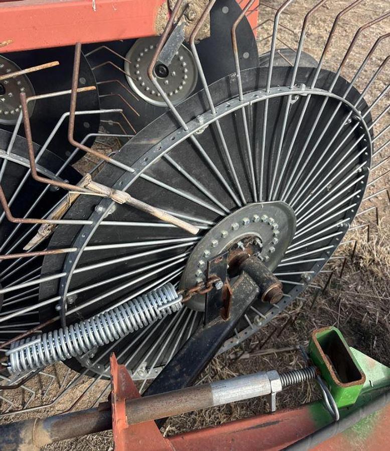 Used 2004 H & S BF16HC