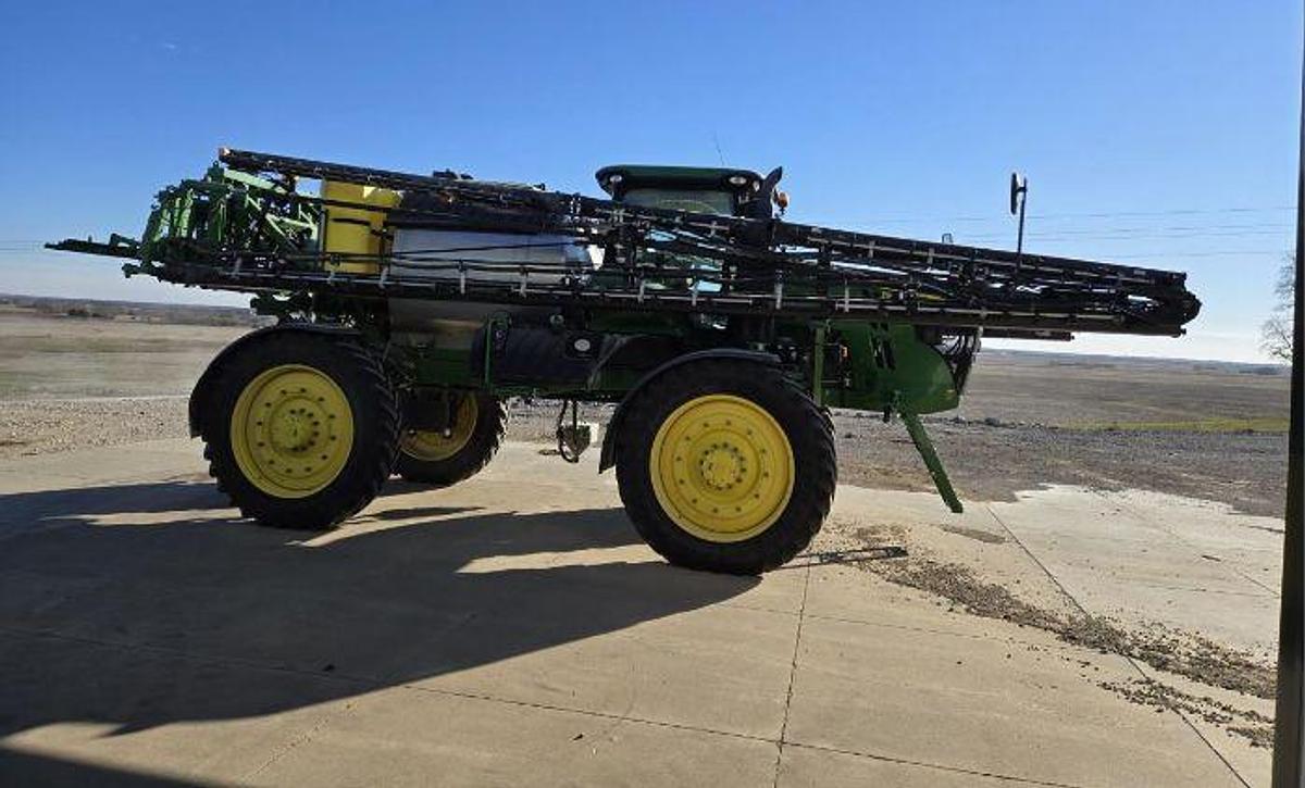 Used 2018 JOHN DEERE R4045