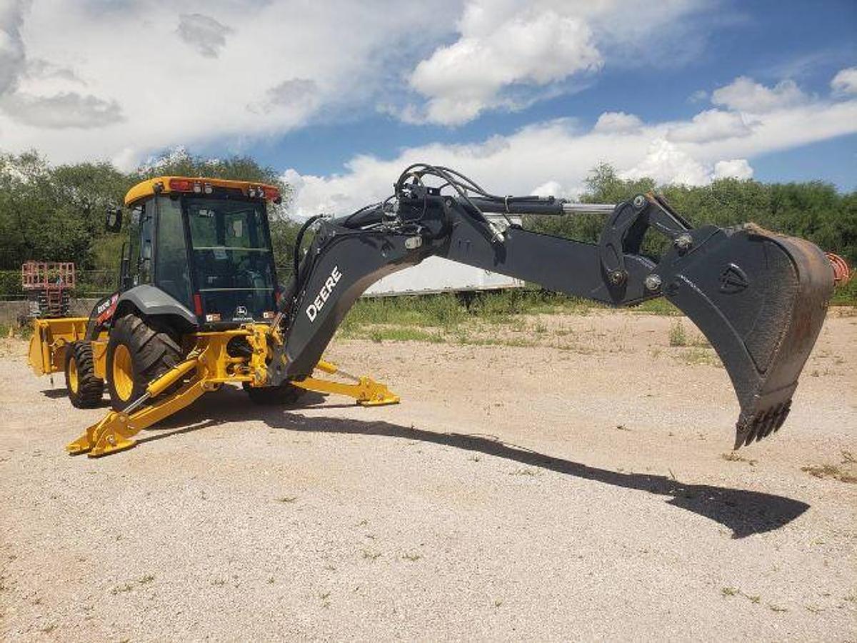 Used 2022 JOHN DEERE 410L