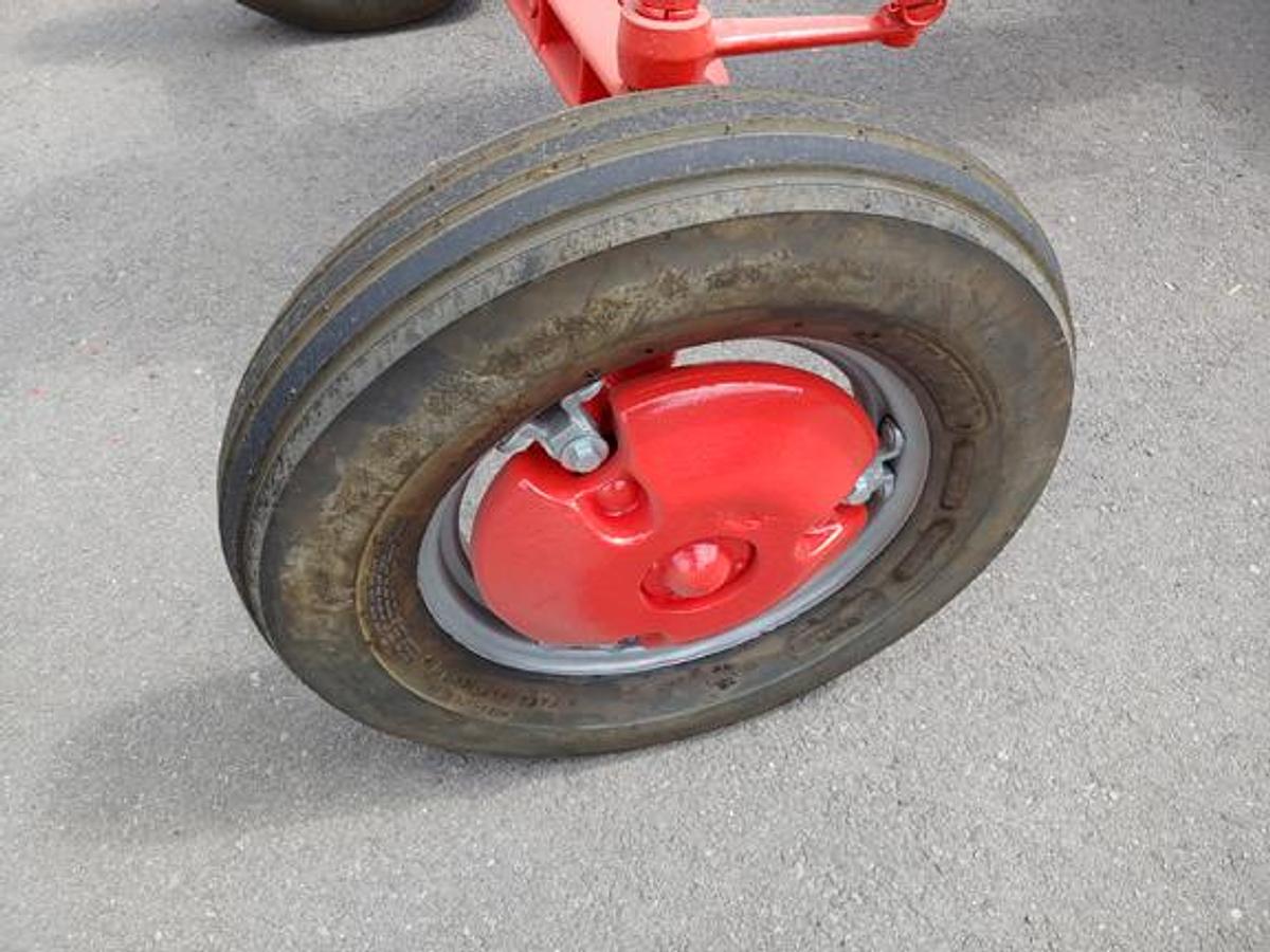 Used 1947 Case VAC Show Tractor