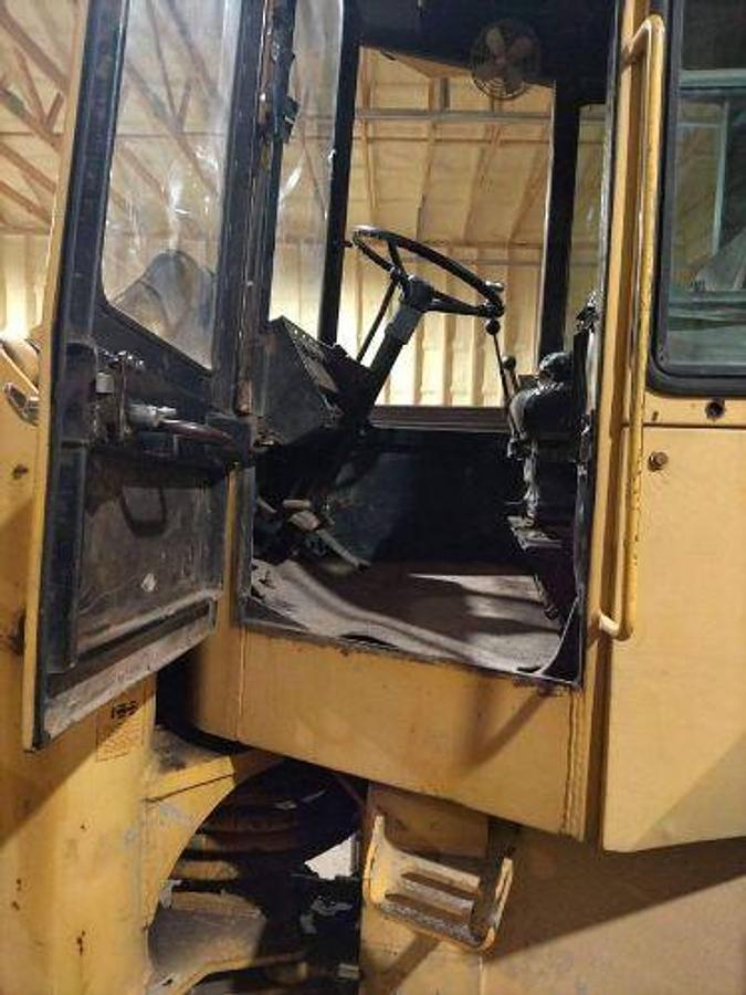 Used 1985 JOHN DEERE 544C