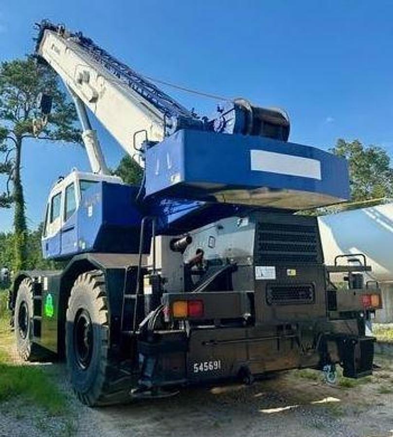 Used 2005 Tadano GR 600N-1 Rough Terrain Crane