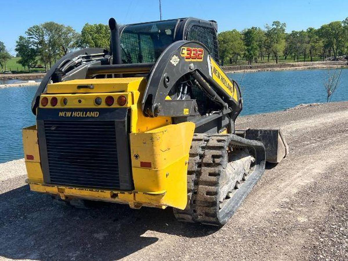Used 2020 New Holland C-332