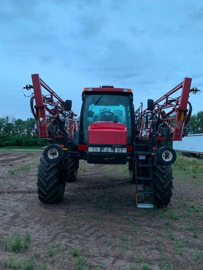 Used 2013 CIH SP3330 Sprayer