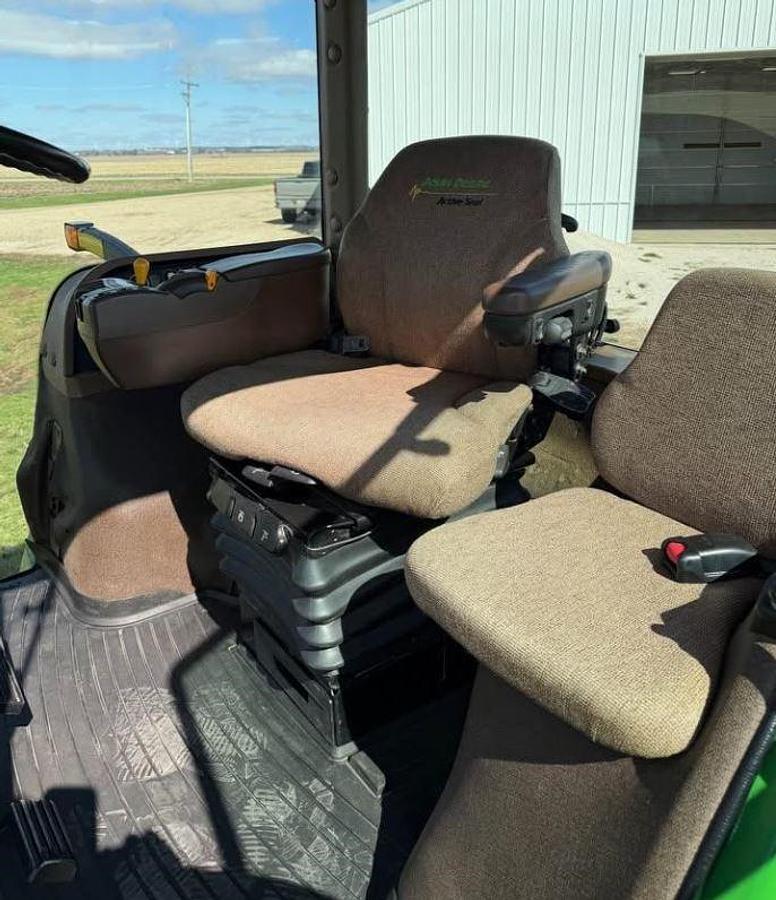 Used 2009 John Deere 8130