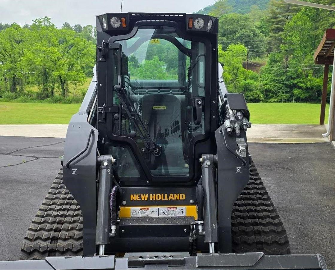 Used 2023 New Holland C332